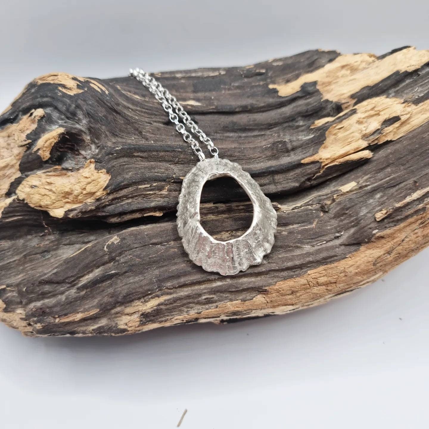 St Ives Silver Shell Necklace (large halo)